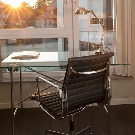 Logis First Class Business Suites Renningen Exterior foto